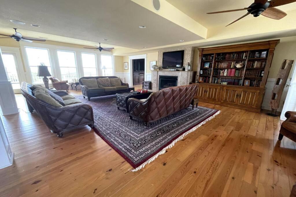 Oceanfront Grandeur In 4X4 Outerbanks - Mark Twain كورولا المظهر الخارجي الصورة